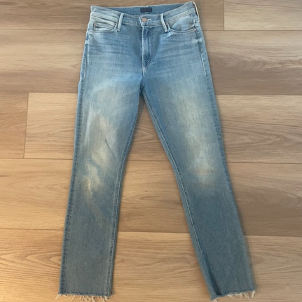 MOTHER Women's The Mid Rise Dazzler Ankle Fray Jeans